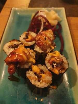 Hiroshi Sushi & Ramen