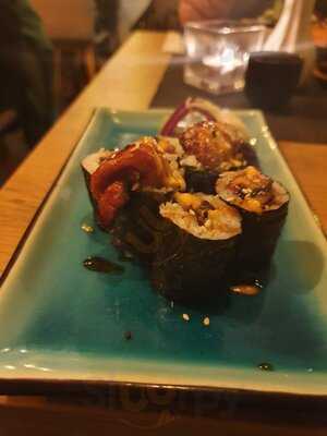 Hiroshi Sushi & Ramen