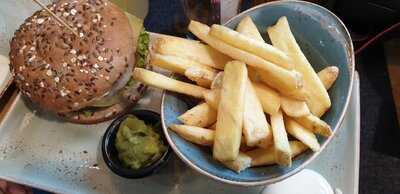 Hans Im GlÜck Burgergrill & Bar