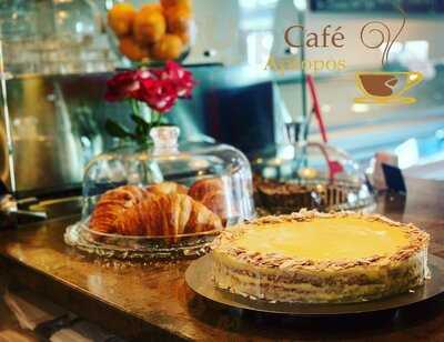 Café- Ein Stück Weit Zauber