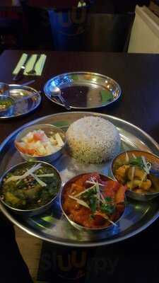 Restaurant Hari Moksh