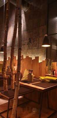 Hans Im GlÜck Burgergrill & Bar