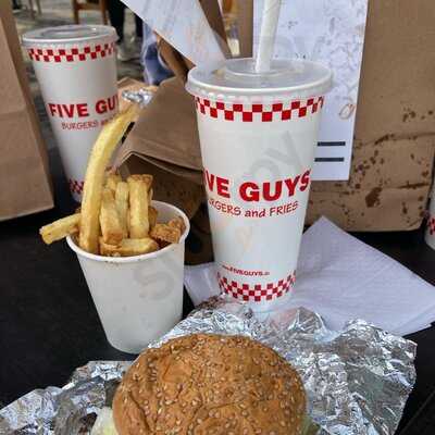 Five Guys Berlin Alex