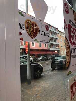 Pizza Hut Frankfurt, Bruchfeldstraße