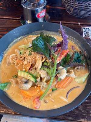 Ha - Vietnamese Cuisine