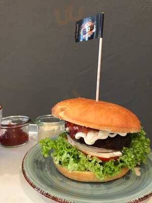 Bfb Restaurant Bar Lounge