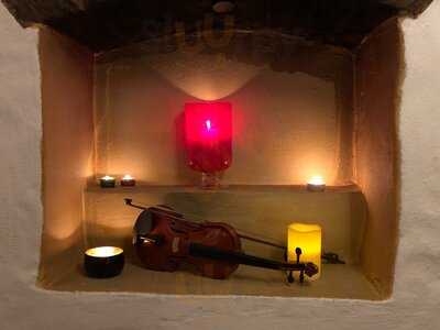 El Tapeo Tapas & Weinbar