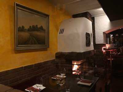 El Tapeo Tapas & Weinbar