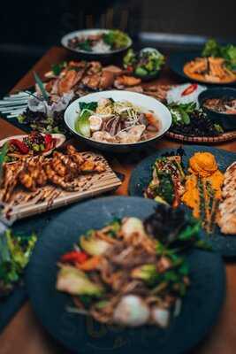 Lu-bu Asian Fusion Kitchen