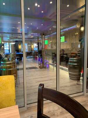 48 American Sportsbar & Diner