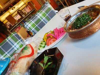 Mandi Middle Eastern Food