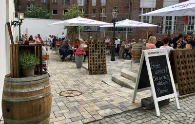 En De Canon Weinstube & Restaurant