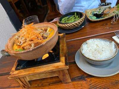 Quchi - Sushi & Asian Fusion Kitchen