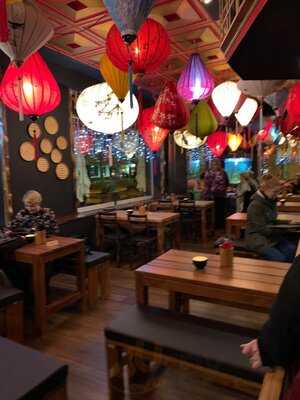 Quchi - Sushi & Asian Fusion Kitchen