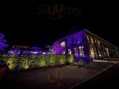 Qu4rtier Restaurant & Bar