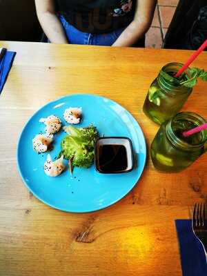 Onami Sushi Modern Kitchen