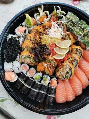 Onami Sushi Modern Kitchen