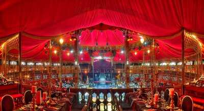 Die Extravagante Dinnershow Gans Ganz Anders