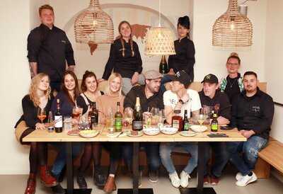 Nenas - Tapas, Bar, Restaurant