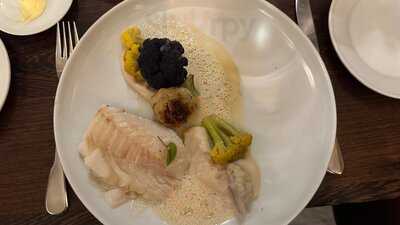 Manu. Weinbar / Restaurant