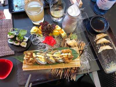 CÔcÔ - Sushi & Asian Fusion