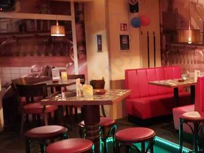 Kaffee Bierhaus Bremen - Die Gemütliche Kneipe