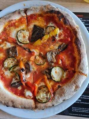 Pizzeria Portofino In Lübeck