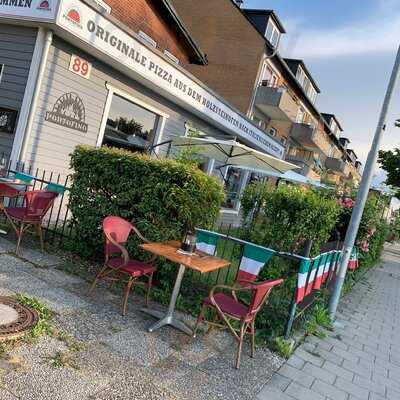 Pizzeria Portofino In Lübeck