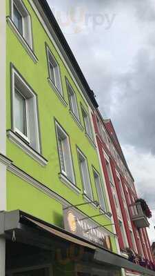 Nguyen Tien Sushi Bar & Asia Food