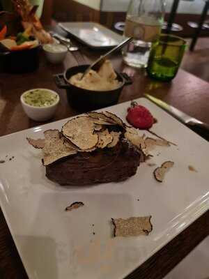 Meatery Bar And Restaurant