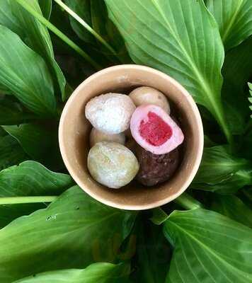 Chubby Cheeks Mochis