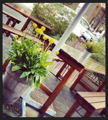 Bros Asian Restaurant