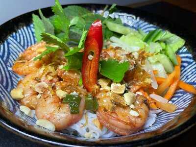 Bros Asian Restaurant