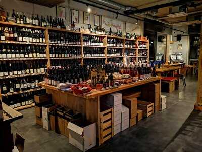 Vinothek Laibach & Seeger Weinbar