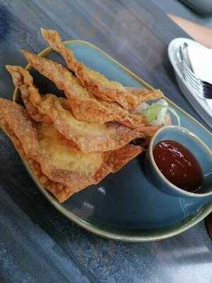 Asia Cuisine & Sushi Bar