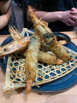 Maki Sushi Und Burrito