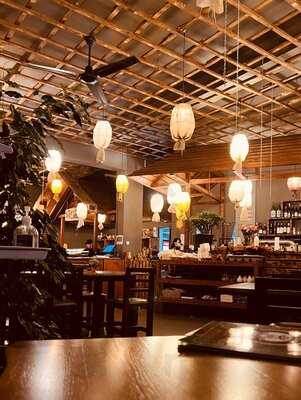 Vietnam Royal Restaurant