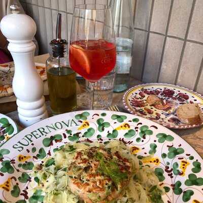 Supernova Bar & Trattoria