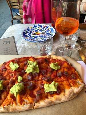 Supernova Bar & Trattoria