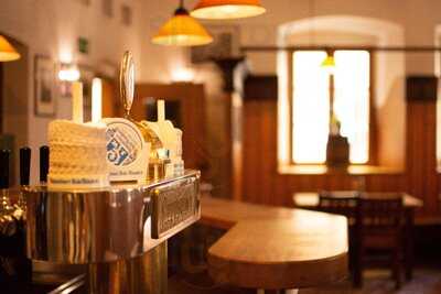 Augustiner Wirtschaft & Fassbar