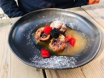 Sanktannas / Alpine Eatery