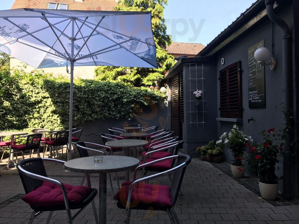Volkmuth Eis-cafe-central