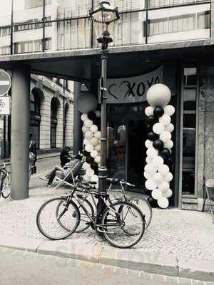 Xoxo Café & Bar