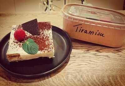 "eat & Meet" Restaurant Bar Lounge