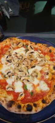 Pizzeria Made In Napoli