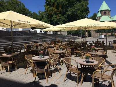 Fun-food Factory Café