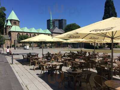 Fun-food Factory Café