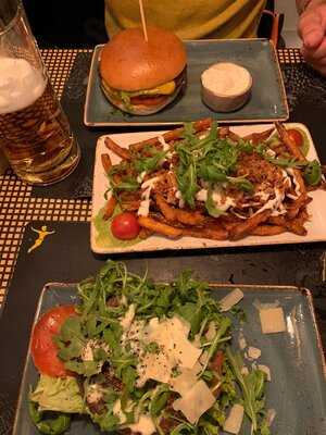 Peter Pane Burgergrill - Bar