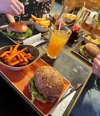 Peter Pane Burgergrill - Bar