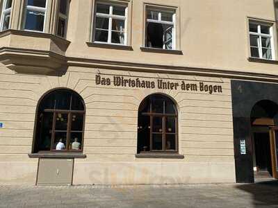 Das Wirtshaus Unter Dem Bogen